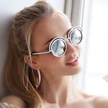 Sunglasses Medieval Luxury Concept Women Pearl Rhinestone Metal Frame UV400 Mirror Sun Glasses Beach Female Round Retro 50S