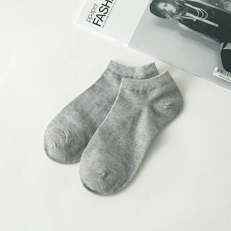 QA108 однотонные простые женские низкие носки для студентов Тапочки женские летние тонкие носки