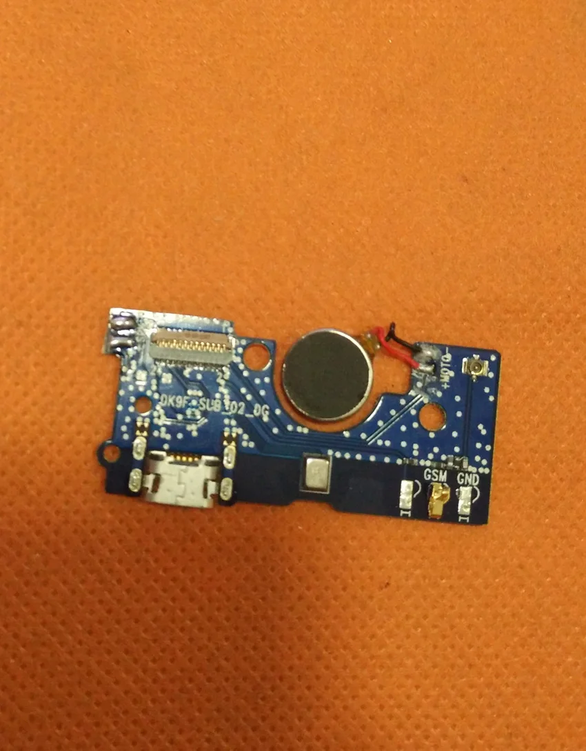 

Used Original USB Plug Charge Board+Mic microphone For DOOGEE Y6 Max 6.5 inch MTK6750 Octa Core Free Shipping