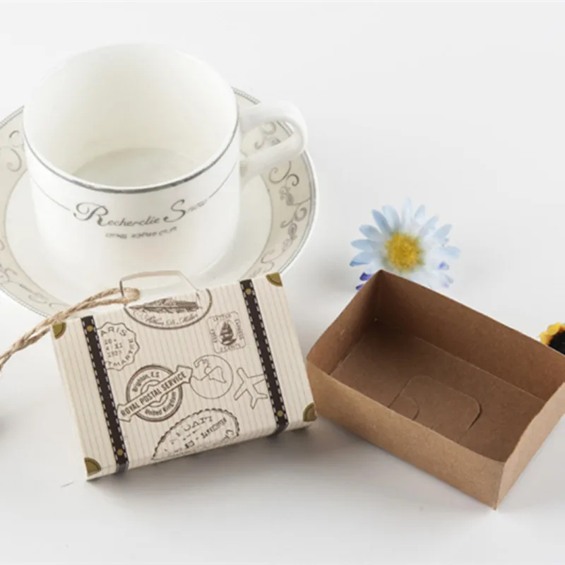 

10pcs Creative Mini Suitcase Design Dragee Candy Cardboard Box Candy Packaging Carton Chocolate Box Wedding Gift Box with Card