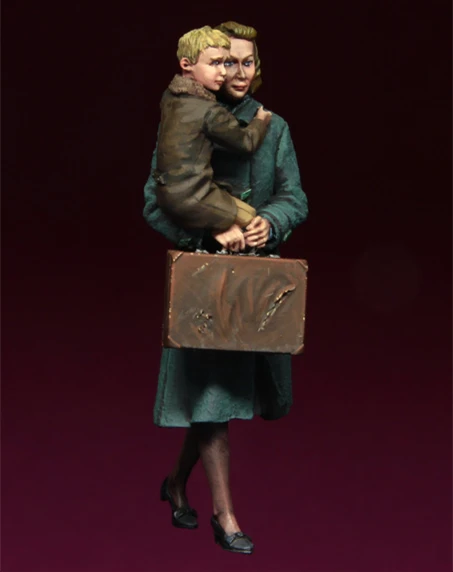 

1/35 Resin Figures Model Kit-C192 European Refugees Unassembled unpainted