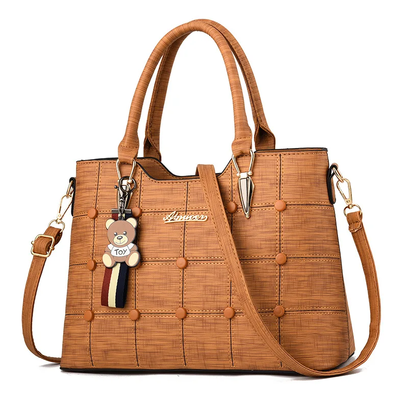 

New 2019 Elegant Shoulder Bag Women Designer Luxury Plaid Handbags Women Bags Plum Bear Sweet Messenger Crossbody Bag Hand Bags