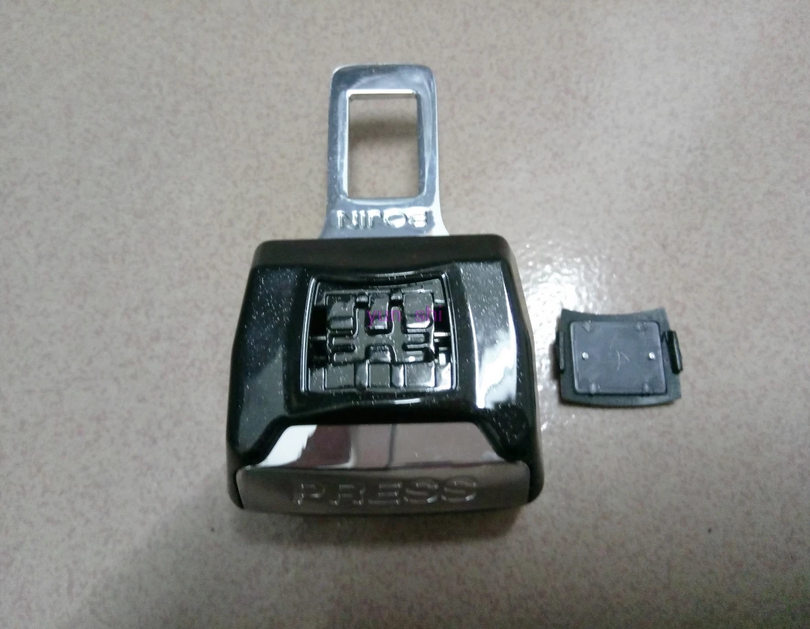 Car Safety belt buckle Adjustable SeatBelt Clip Seat Belt buckle Extension car Accessories for BMW 1 3 5 6 7 series X1 X3 X5 etc