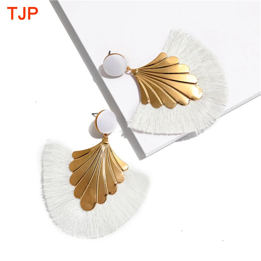 

2019 New Ethnic Bohemian White Tassel Earrings for Women Long Rope Fringes Sector Drop Dangle Earrings Statement Party Jewelry