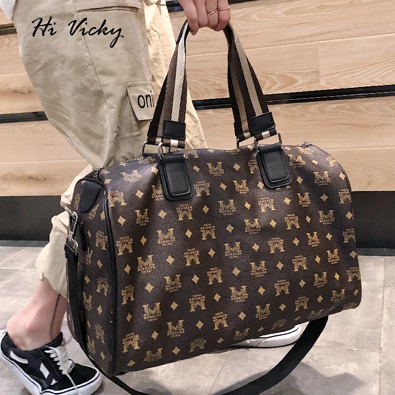 Brand Travel Bags WaterProof Large Capacity Hand Luggage Traveling Bag 2019 Fashion Women Weekend Travel Duffle Bag PU Handbags