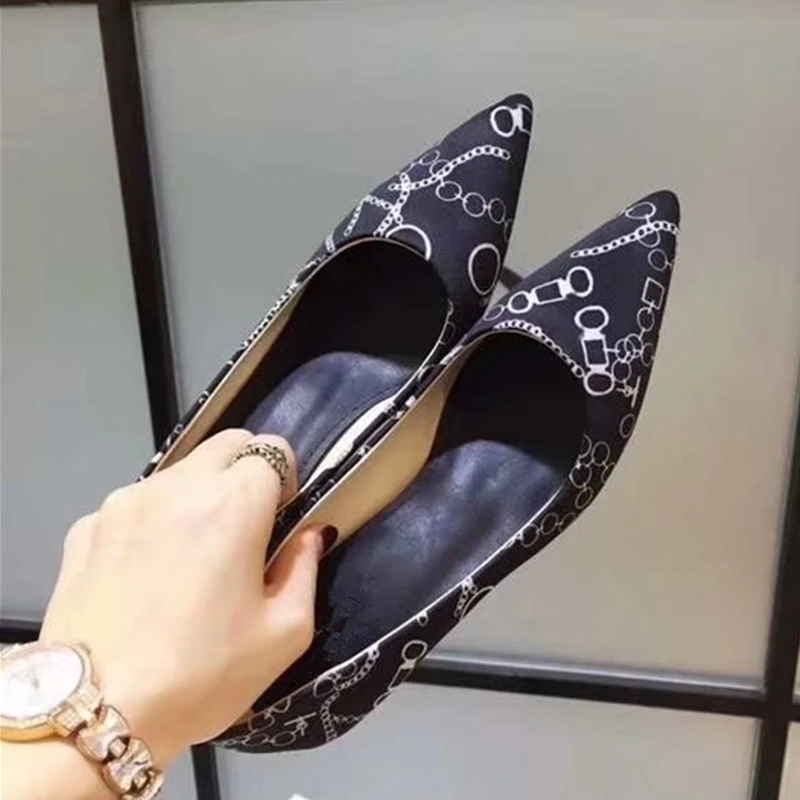 

Luxury Silk Embroidery Graffiti Women Pumps Sexy Slip On Pointed Toe Stiletto High Heels Shoes Runway Party Dress Shoes Woman 39