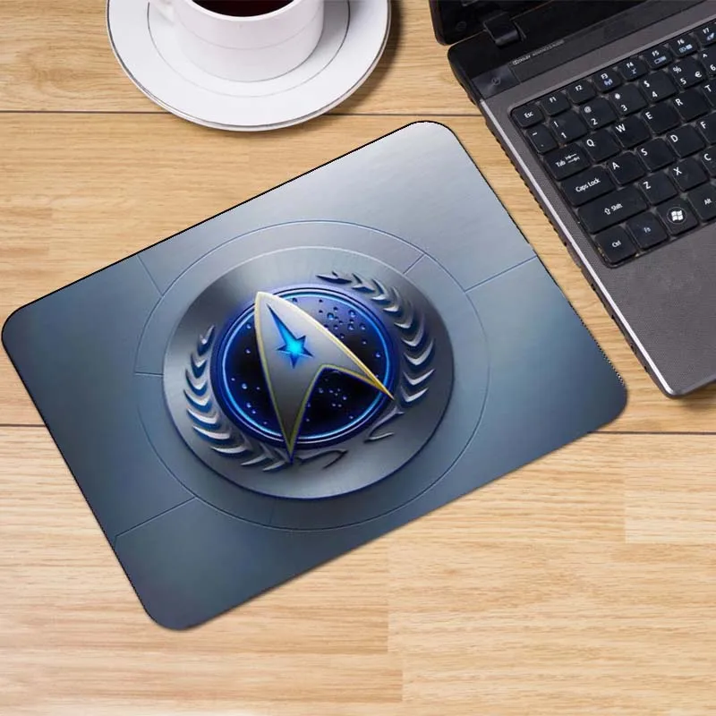 -Starfleet-emblem-of-the-UFP-star-trek-30872346-500-400
