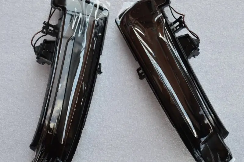  W204 W212 Rearview Mirror Dynamic Flow LED Turn Indicator Light for Mercedes-Benz A B C E S CLA GLA