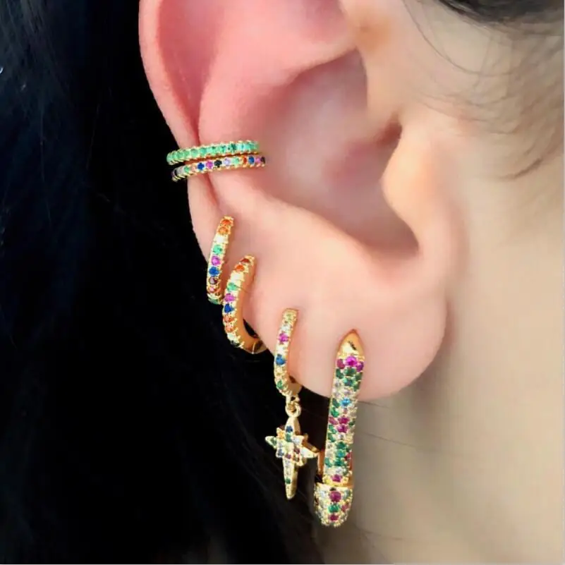 Серьги гвоздики с инкрустацией rianbow круглый модный инкрустированный фианитом