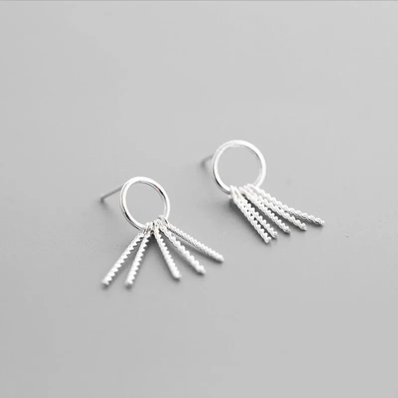 

Sweet Simple Fashion 925 Sterling Silver Jewelrt Temperament Cute Fringed Tassel Round Female Anti-allergic Earrings SE110