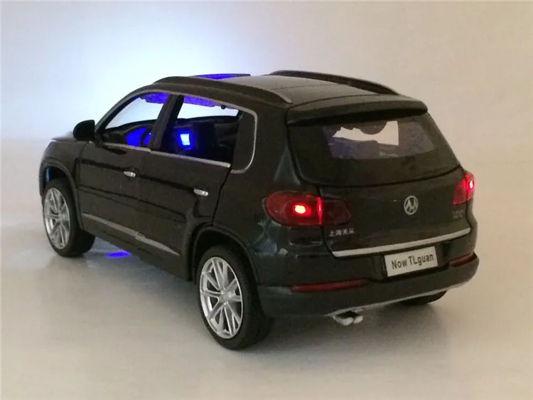 Горячая Распродажа 1/32 Tiguan литая под давлением металлическая модель автомобиля из сплава SUV для детей подарки игрушки Коллекционная модель автомобиля