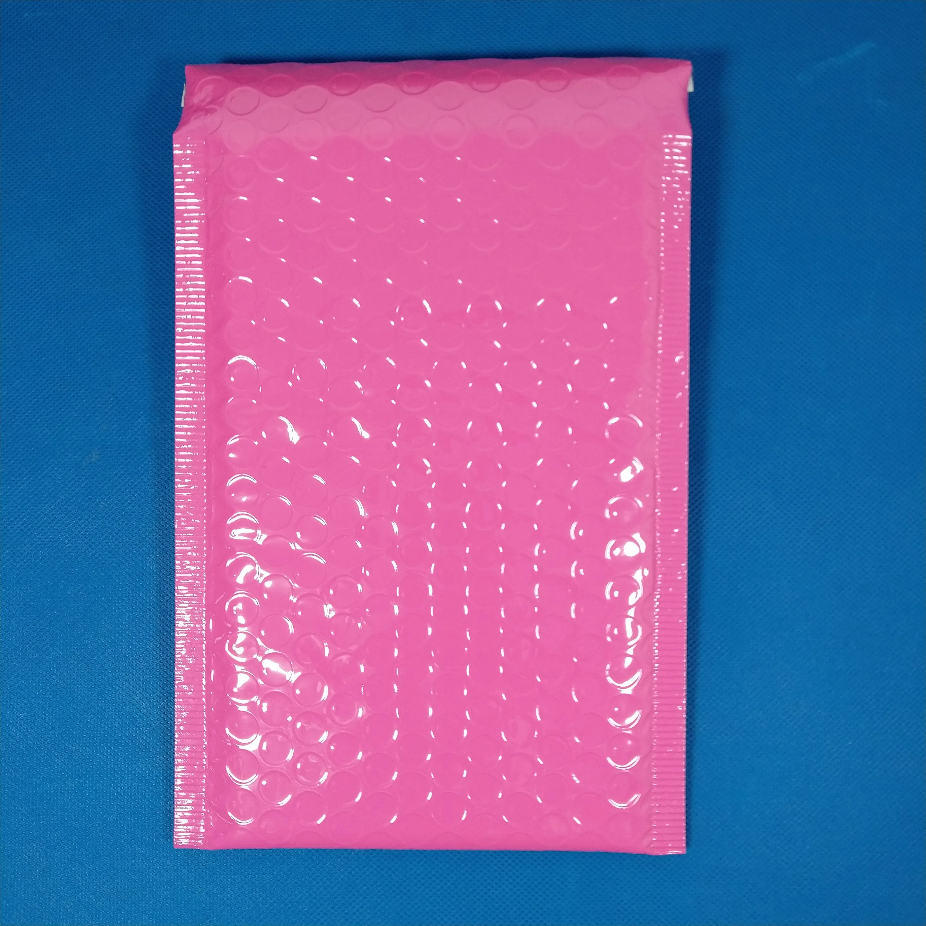 

NEW Blank Pink Bubble Mailers Padded Envelopes 160*225mm 16g Packaging material PET Bubble Mailing Bags Aluminum film y32