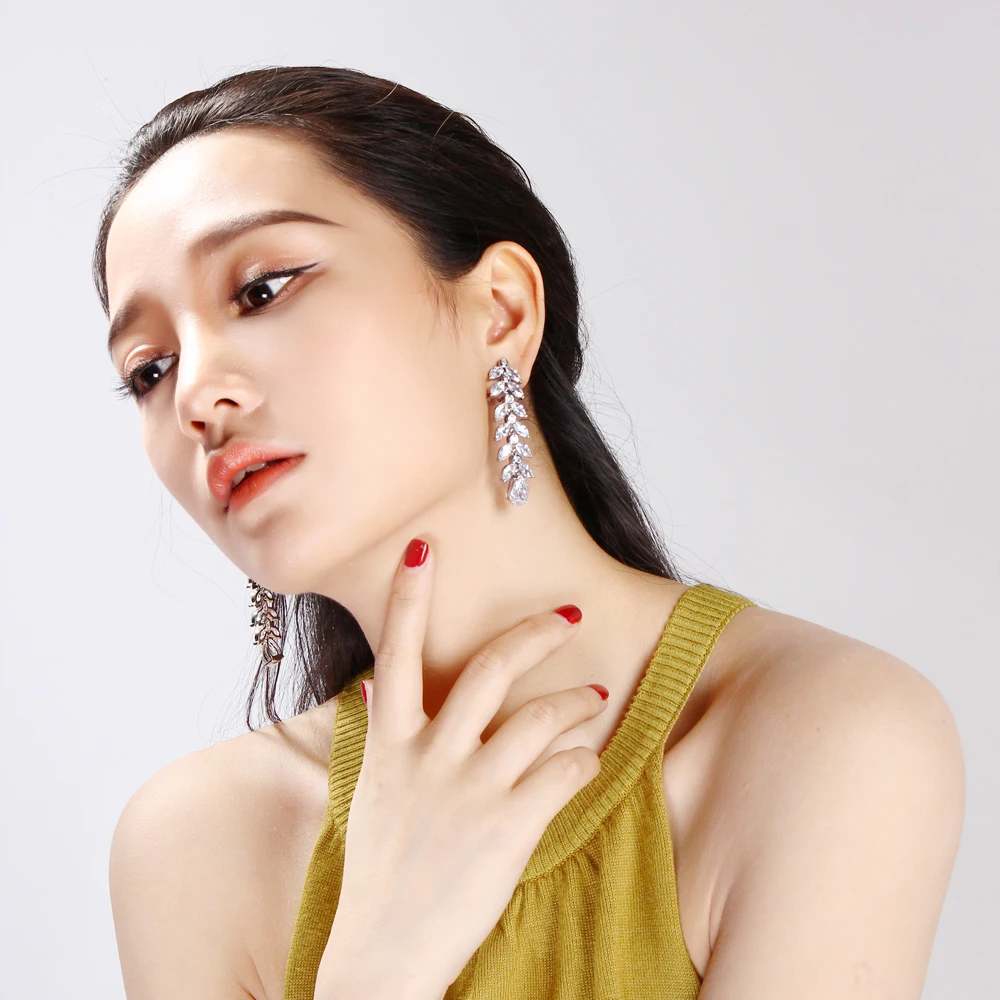 Long leaf earrings (3)