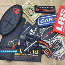 Пользовательские этикетки для одежды кожаные этикетки Индивидуальные этикетки для одежды почтой Китая 1000 штук в партии