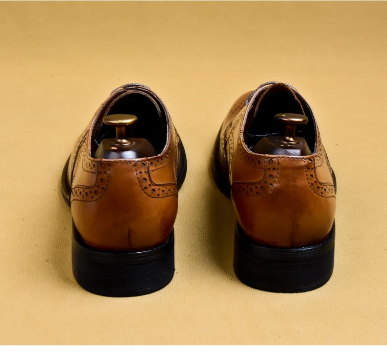 Летняя мужская официальная обувь; кожаные оксфорды для мужчин; Свадебные Мужские броги; офисные туфли; мужская обувь на шнуровке; zapatos de hombre