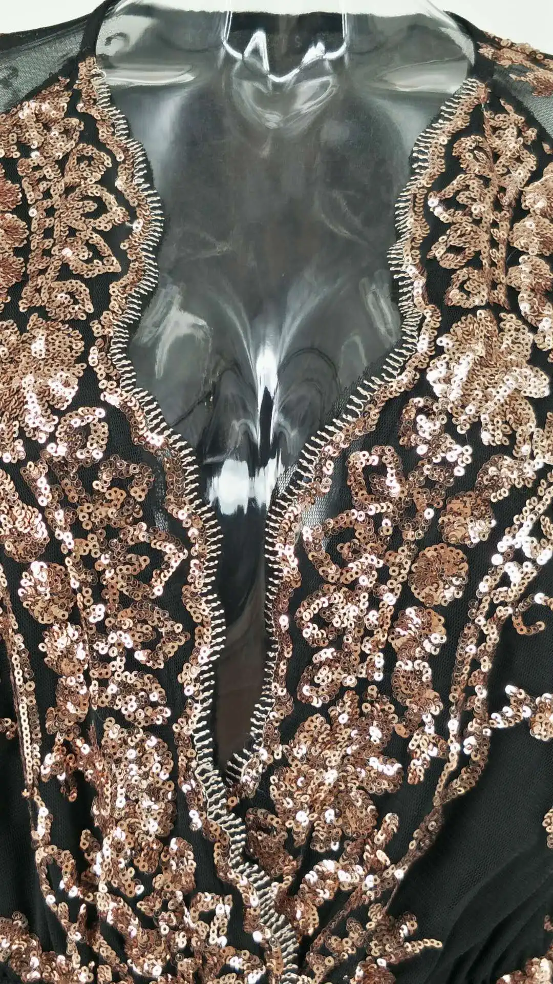 New summer sexy sequined V-neck long sleeve tied rope jumpsuit shorts black gold nightclub mini jumpsuit short 2018 freeshipping