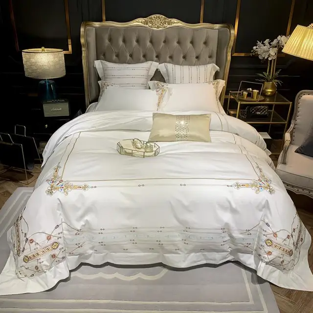 Luxury Egypian Cotton Premium Embroidery Vintage Bedding Set