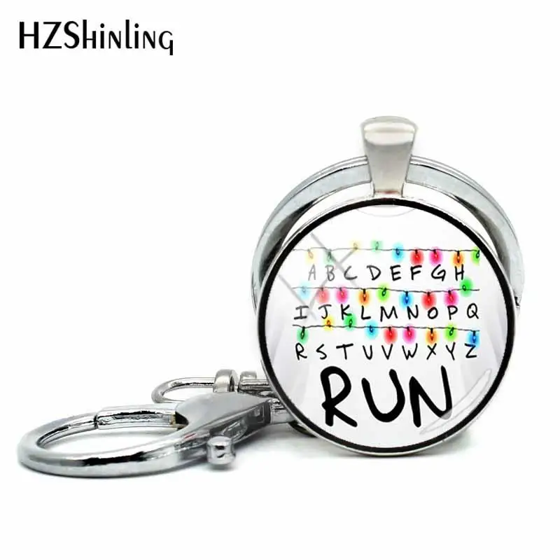 2018 New Life Is Better In Running Shoes Keyring Run Quote Key Chain Stranger Keyrings Handmade Jewelry HZ5