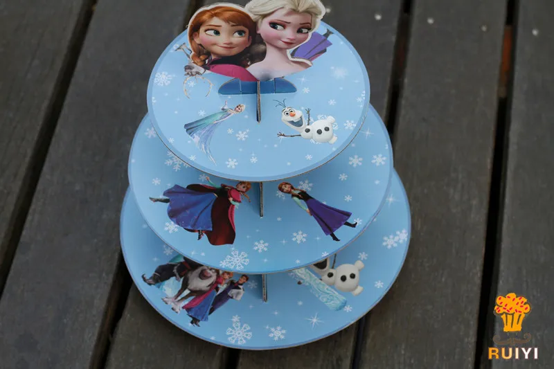 2203971244_768567033