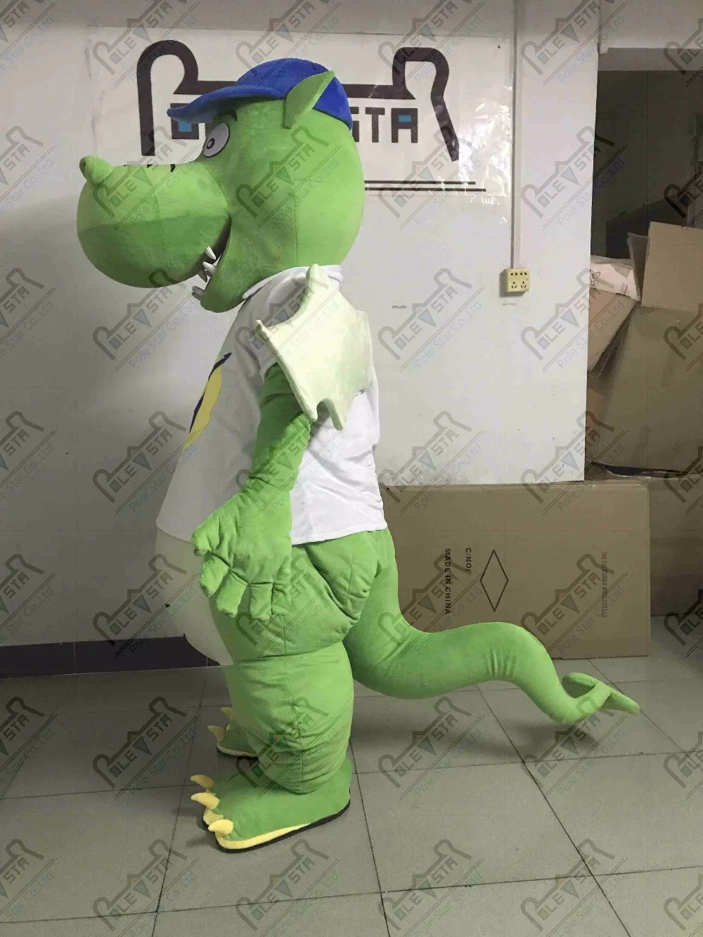 Putih T Shirt Kartun Hijau Topi Dinosaurus Maskot Kostum Naga Maskot