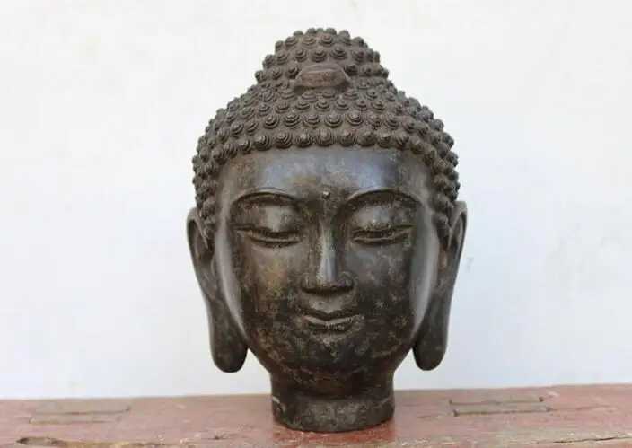 т. буддистский монах луанг. классический буддизм. бодхисаттва скульптура. шествие буддийских монахов.