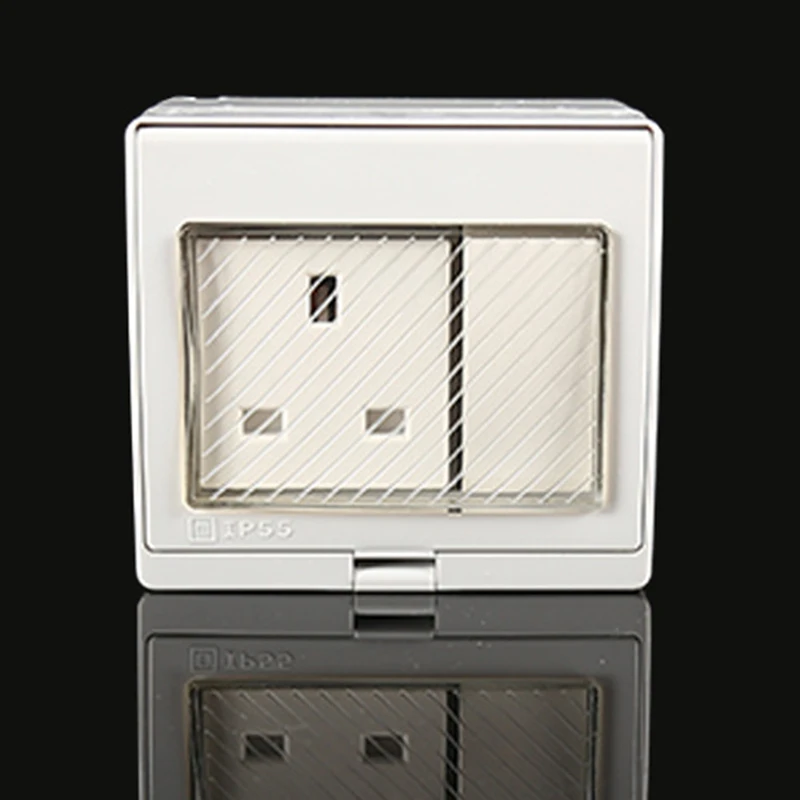 IP55 Report CE Wall Waterproof British Power Socket, 13A UK Standard