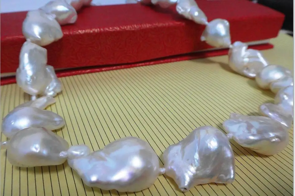 

FREE SHIPPING>@@> N1505 NATURAL SOUTH SEA GENUINE WHITE NUCLEAR PEARL NECKLACE