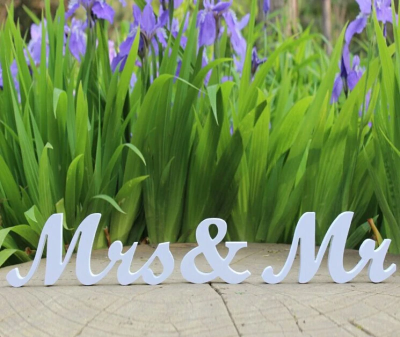 Wooden MR & MRS Wedding Signs For Sweetheart Love Wedding Sign Table Numbers Letters Decorations Marriage Accessories