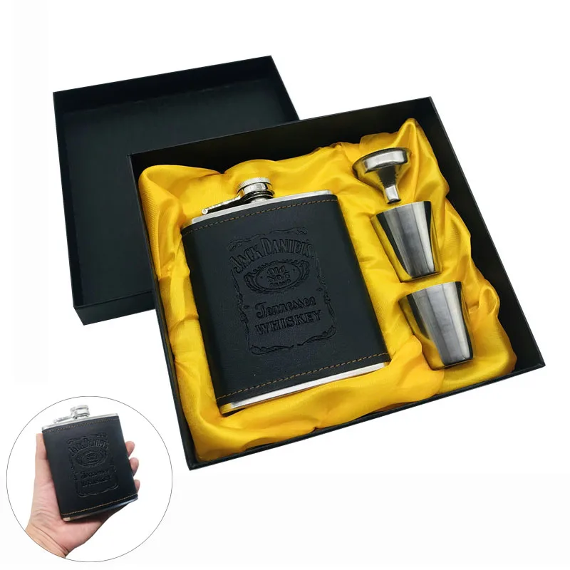 Hot sale 7oz Pu Leather Wrapping whisky Funnel cccp Flagon Stainless steel Alcohol Jack Hip Flask SET With Black Gift Box Set