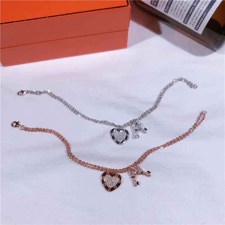 

Contracted S925 pure silver bracelet microscope classic love key joker peach heart hand act the role of women's accessories