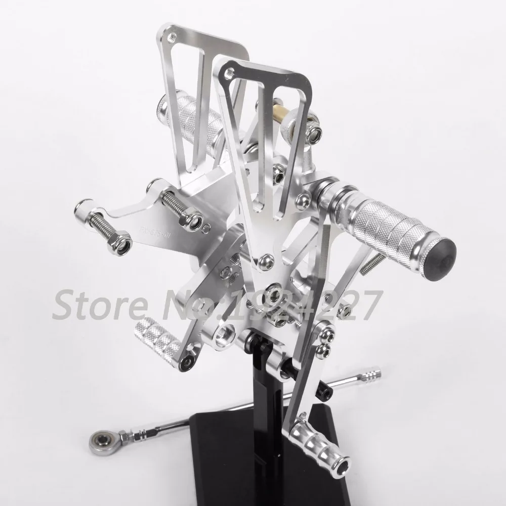 8 цветов ЧПУ Rearsets для Triumph Daytona 675 2006- сзади множество мотоциклов Регулируемая стопы колышки для палатки для езды на велосипеде 2013 2012 2011