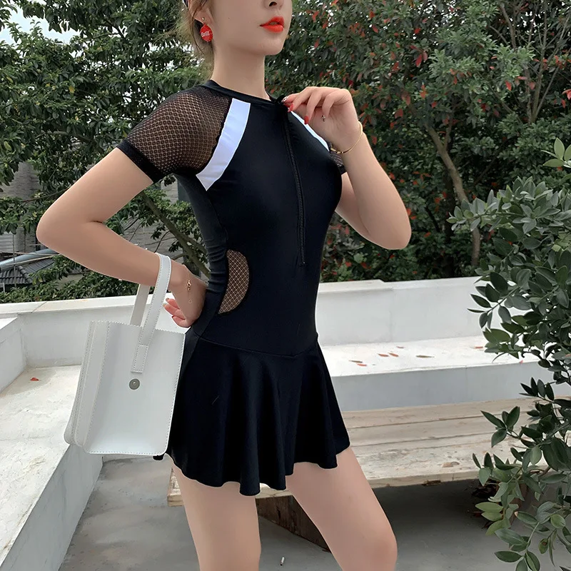 

Women Swimwear 2019 One Piece Bikini Plus Size Swimsuits Woman Closed Skirt Movement Swimsuit Striped Polyester Sierra Surfer
