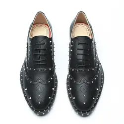 Высокое качество Элитный бренд мужская кожаная обувь стильные заклепки Украшенные Горячие официальные туфли в деловом стиле на шнуровке