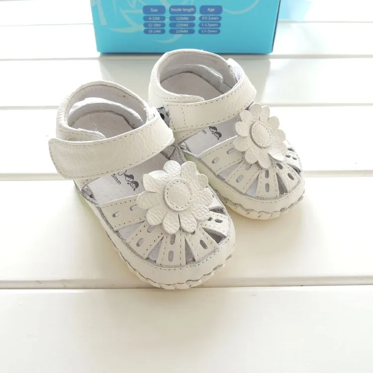Estilo de Verão Meninas da Criança Couro Genuíno Primeiros Caminhantes Sapatos Fretwork Moda Bebê Infantis Botas Omn 14 Primeiros caminhantes