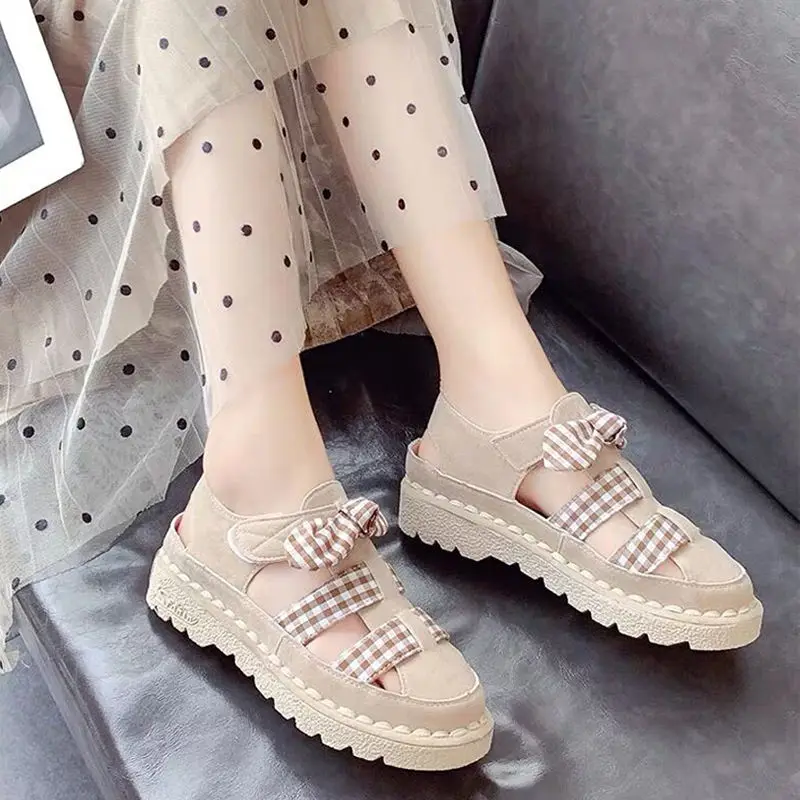 

Sandals female summer new students Korean version of the wild network red ins Roman Harajuku flat shoes