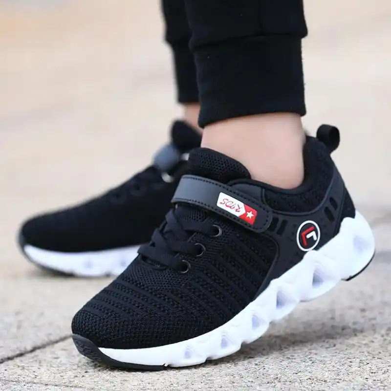 black sports shoes for boys