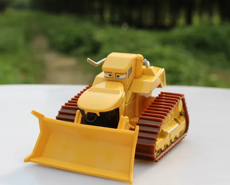 Movie Pixar Cars Bulldozer Model Diecast Metal Diecast Toys for Children