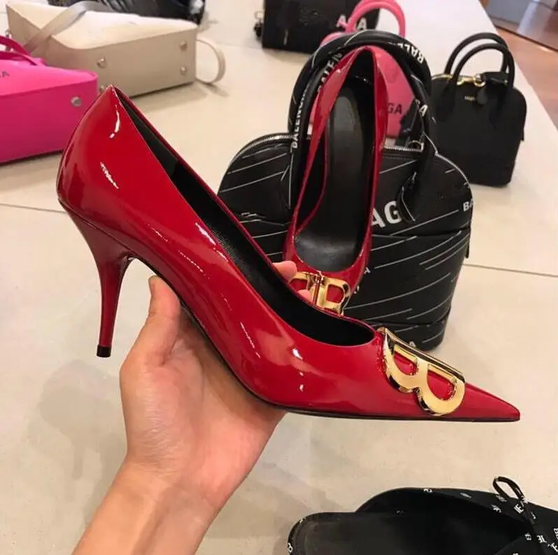 

New Design Women Pumps Metal Decor High Heels Spring Summer Party Shoes Woman Sexy Pointy Toe Ladies Wedding Shoes Zapatos Mujer