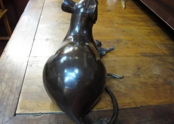 

100% Pure Bronze Palace classic lovely Money wealth mouse Eat pinecone Statue