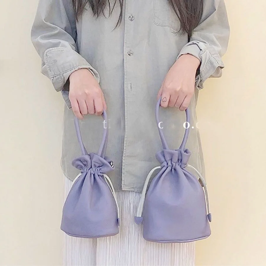 

Vintage Drawstring Bucket Woman Bag Niche design portable handbag 2019 new bucket bag soft face messenger bag