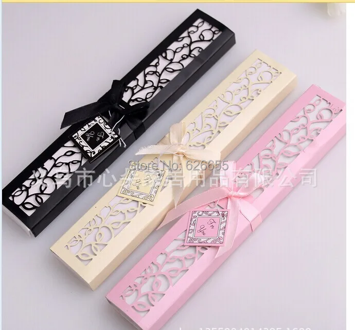 US $96.90 100pcsLot Luxurious Silk Fold Hand Fan In Elegant LaserCut Gift Box Black Ivory Party FavorsWedding Gifts