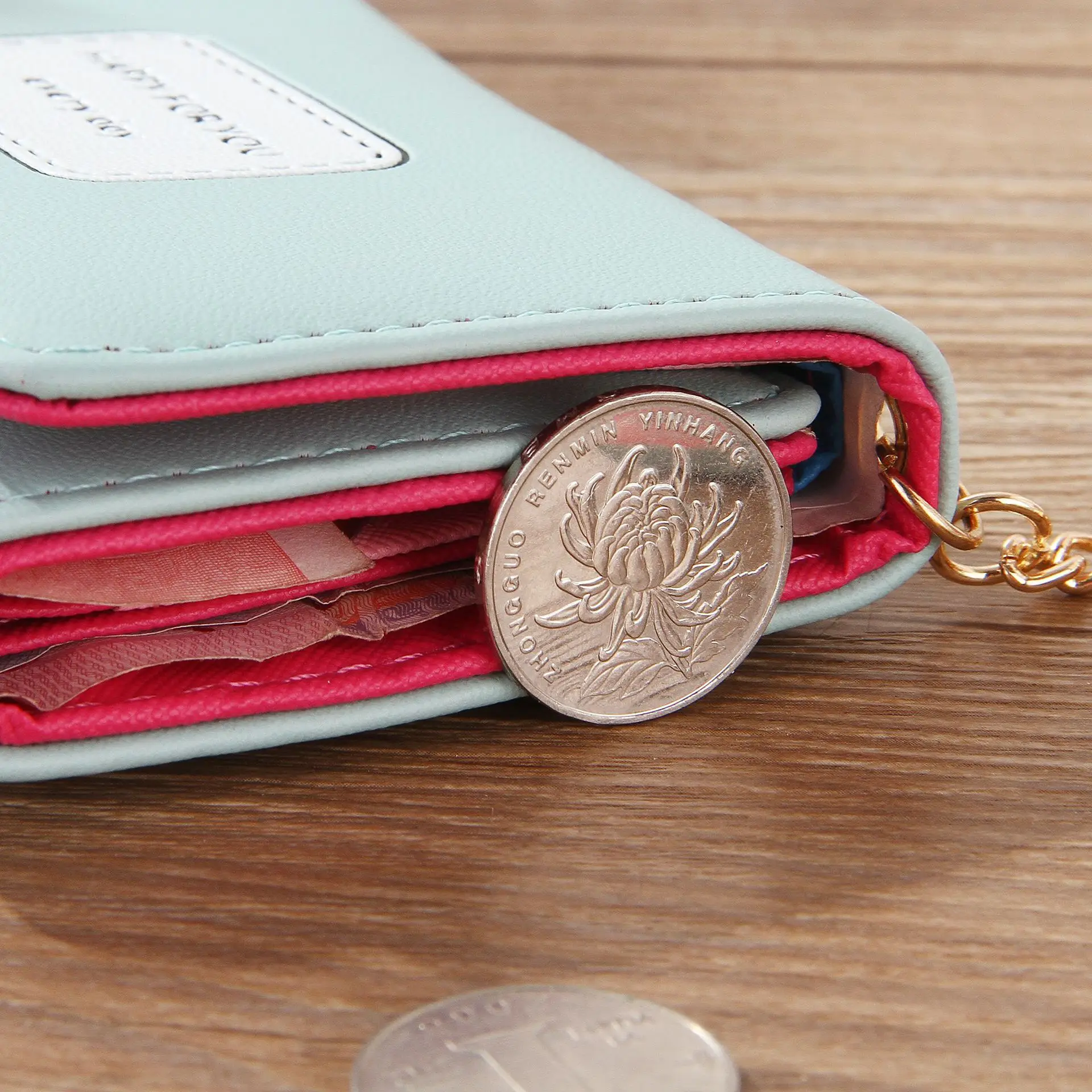 Корейский короткий женский кошелек с кисточками и подвеской в три раза кошелек для монет, карт