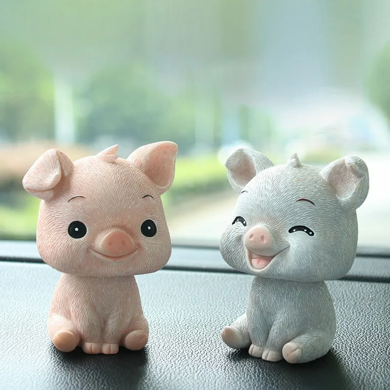 

Car Ornament Cute Resin Shake Head Pig Doll Lovely Automobiles Interior Dashboard Decoration Nodding Toys Auto Accessories Gift