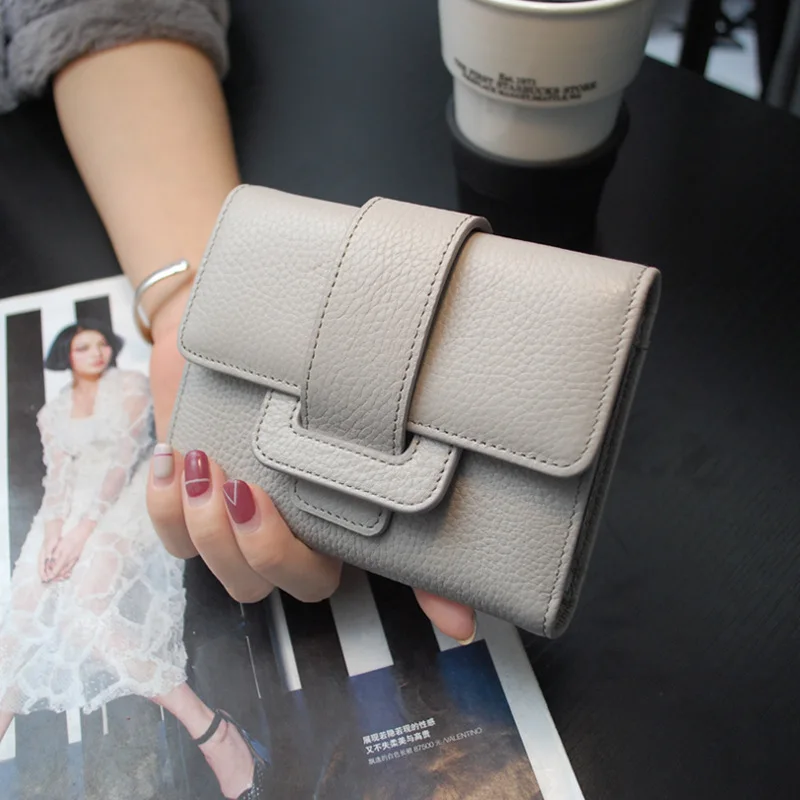 

2018 ms leather buckles brief paragraph female wallet restoring ancient ways is han edition BaoChao leather wallet card