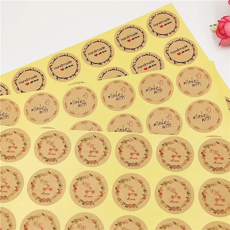 

100Pcs/Lot 3cm Round Sticker Label Handmade With Love Bike Flower Pattern For Party Candy Bread Box Friendship Sealing Stickers