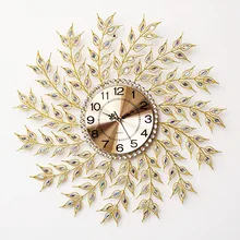 The living room wall clock watch modern European minimalist decoration mute quartz clock
