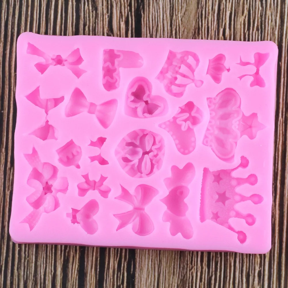 Многие на лицевой стороне присутствует украшение (Корона/бант) Форма 3D Fondant