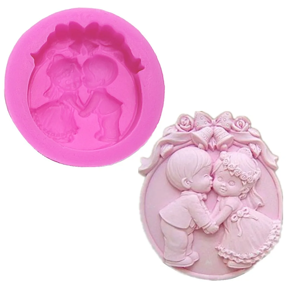 Valentine Wedding Kiss Boy Girl Couple Lover Silicone Soap Mold Craft Art DIY Handmade Gift Candle Soap Making Mold Soap Mold