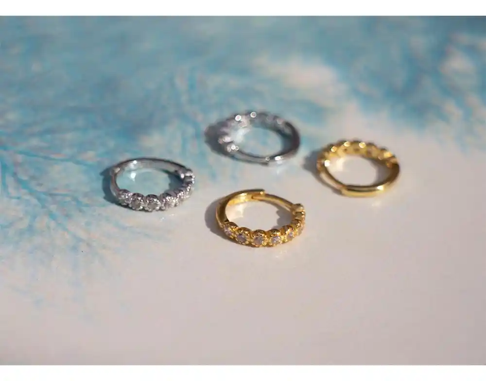 Серьги из стерлингового серебра 925 пробы, модные циркониевые геометрические серьги, круглые серьги с ушками, Пряжка для ушей, дикие тренды, ж...