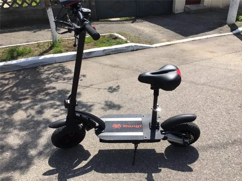 Daibot 48V Electric Scooter Two Wheel Electric Scooters 10 Inch Double Drive 1600W 55KMH Foldable Electric Skateboard For Adult